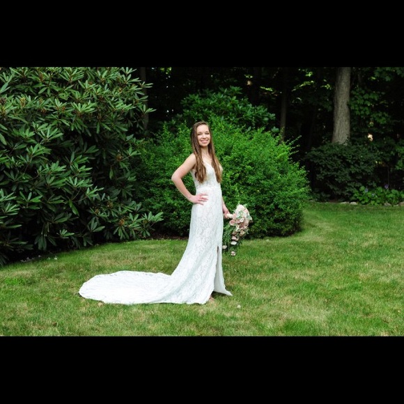 Victoria Kyriakides  Plern - Picture 3 of 4